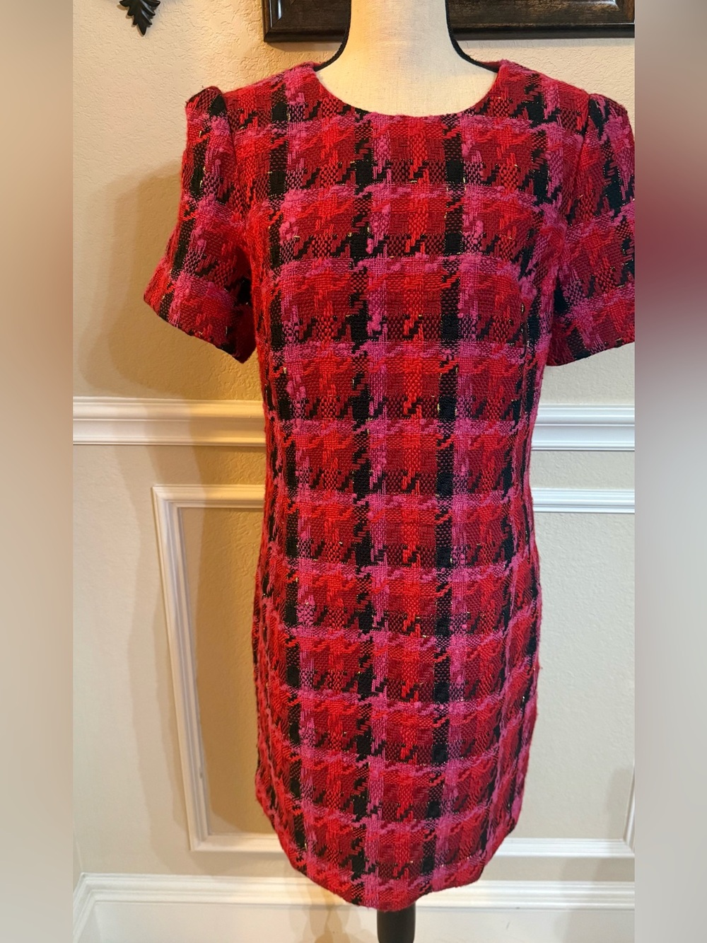 Ann Taylor Dress Pink, Red & Black plaid Tweed. Size 10. Like New Condition!